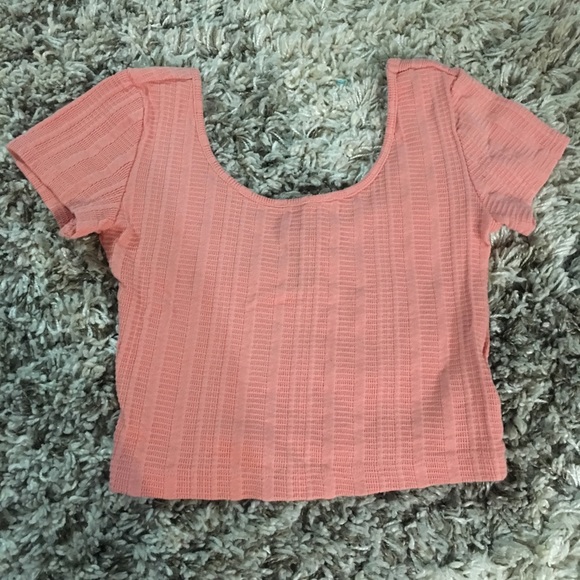 Crop tops - Picture 6 of 8